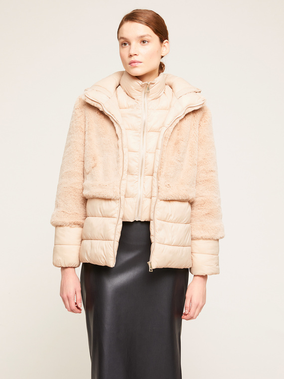 Padded jacket combined in faux fur