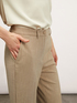 Pantaloni cu croială cropped cu manșetă image number 2