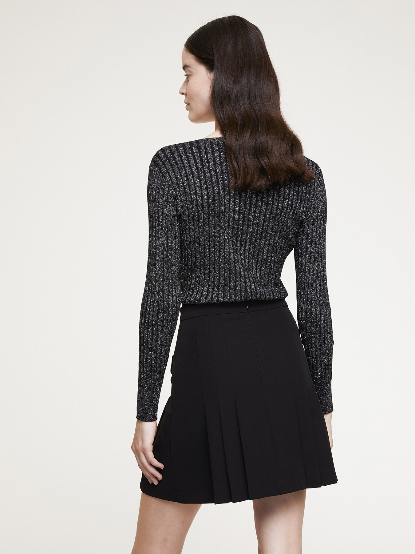 Jersey de l&uacute;rex con botones de bisuter&iacute;a image number 1