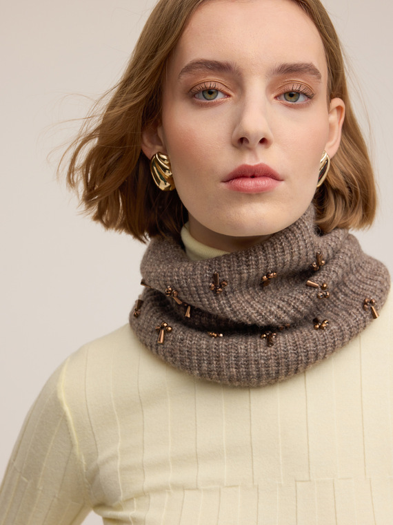 NECK GAITERS & WARMERS