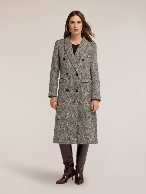 Cappotto doppiopetto in tessuto spigato
