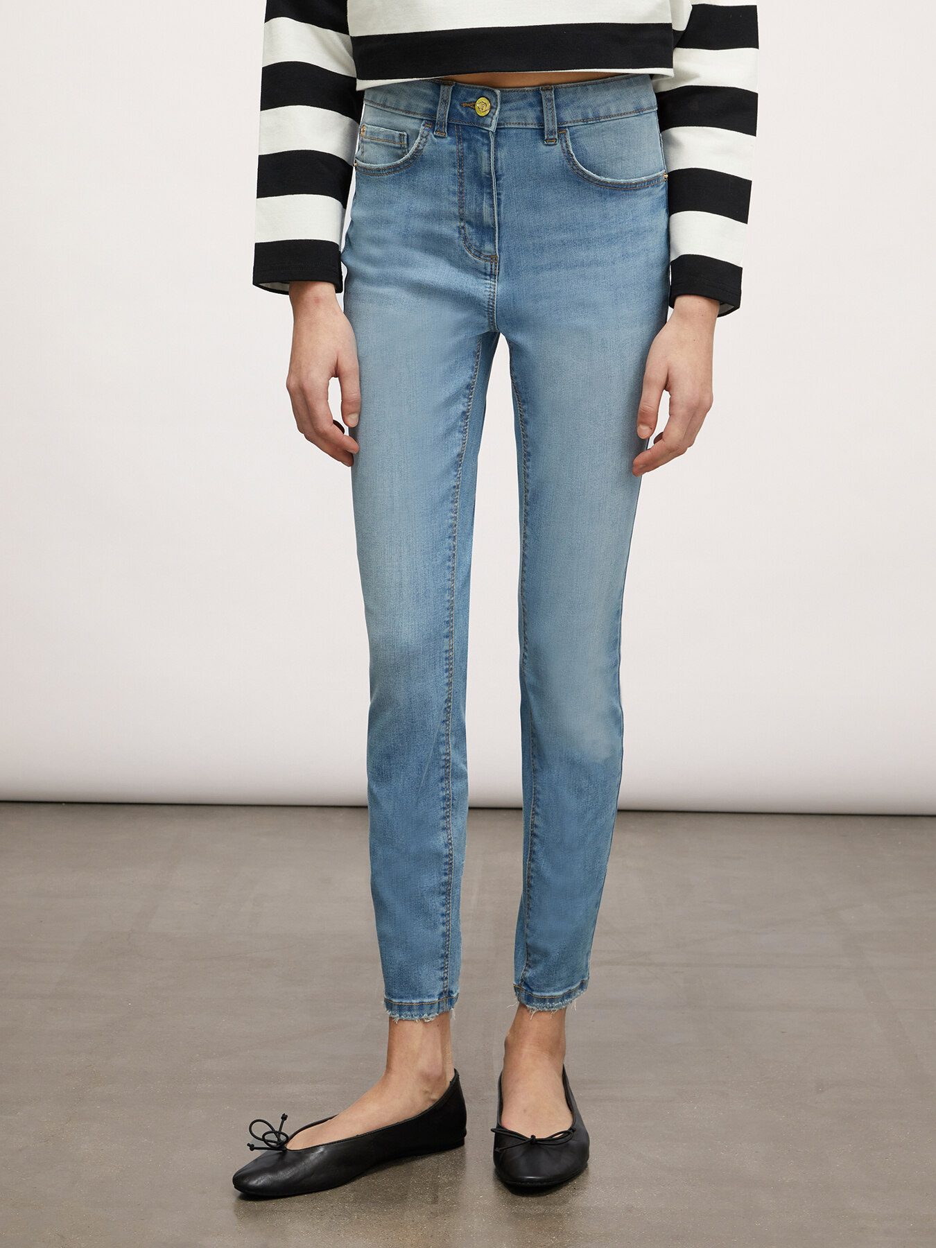 Gisele skinny jeans image number 0