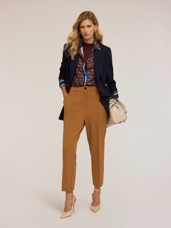 Pantaloni regular din țesătură crepe