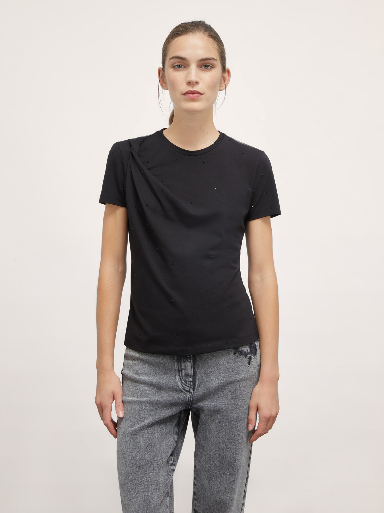 camiseta llena de strass image number 0