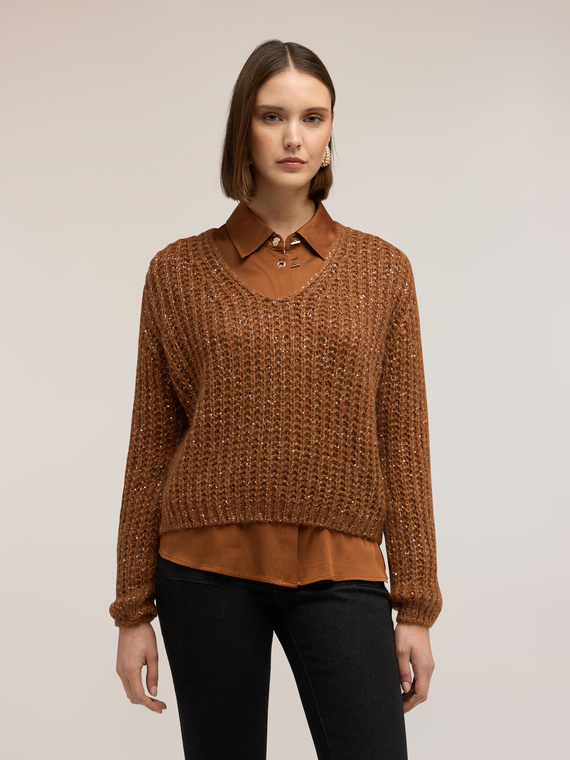 Wide-knit sweater with sequins