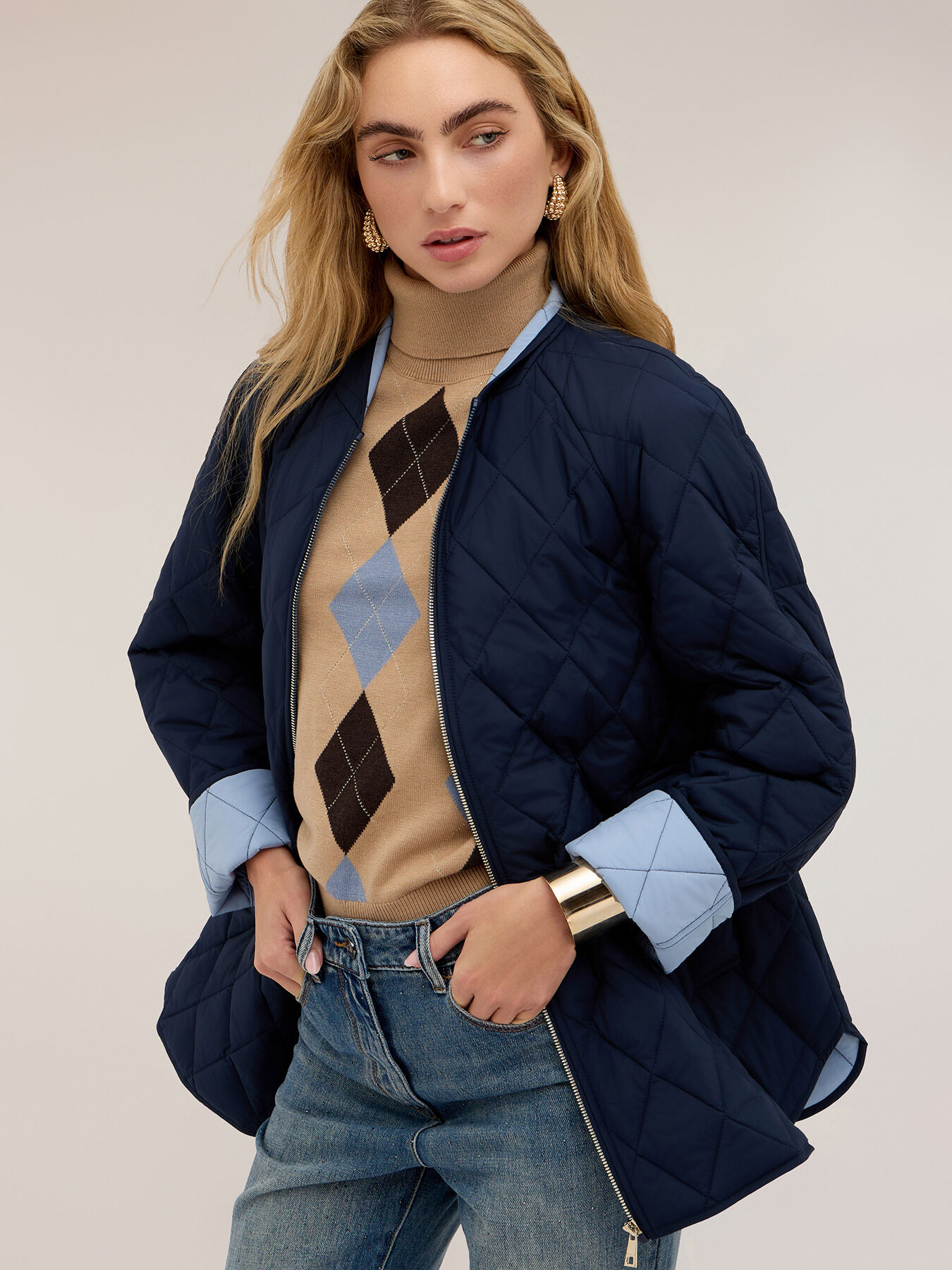 Lightweight down jacket with contrasting lining image number 3