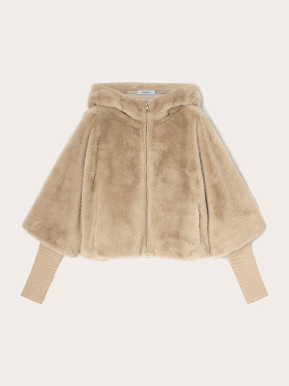 Kurze Jacke mit Kapuze