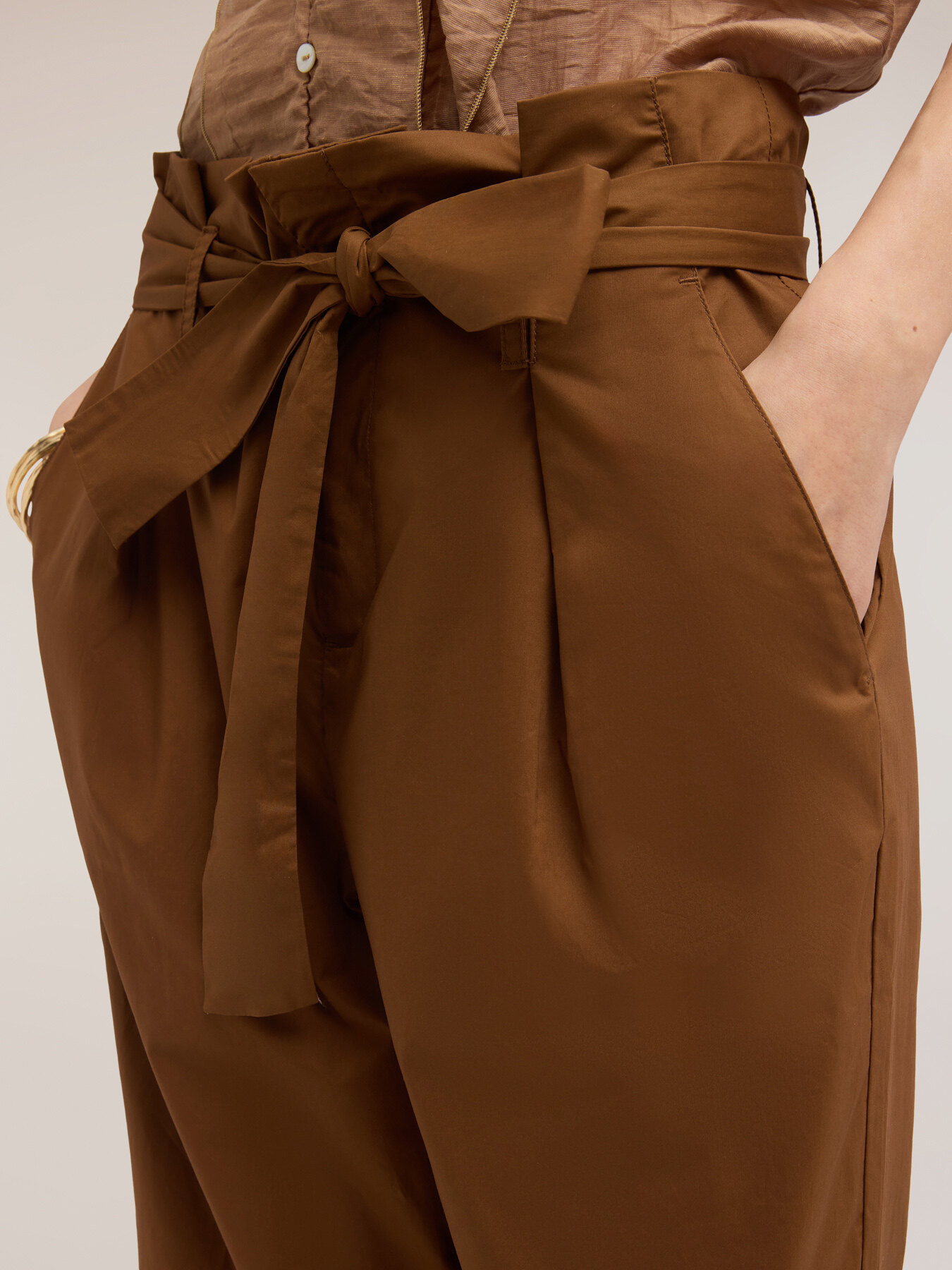 Hose aus Popeline mit Paper-Bag-Bund image number 2