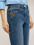 Flared Jeans mit Schmuckdetail image number 3