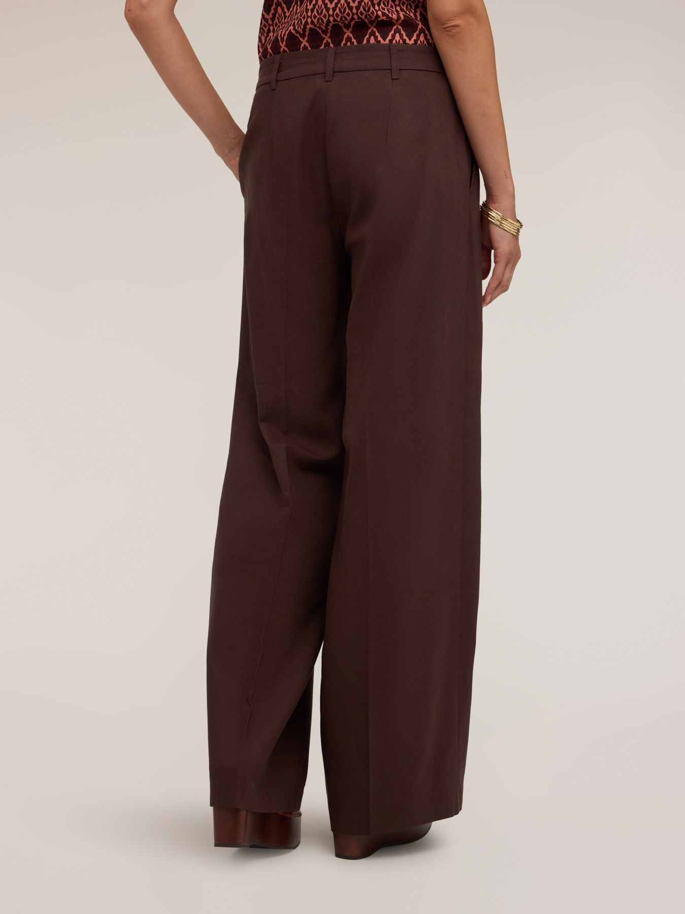 Pantaloni palazzo din poplin cu pense image number 1
