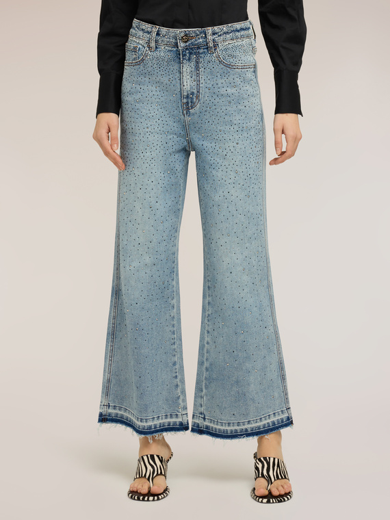 Jean palazzo avec applications de strass