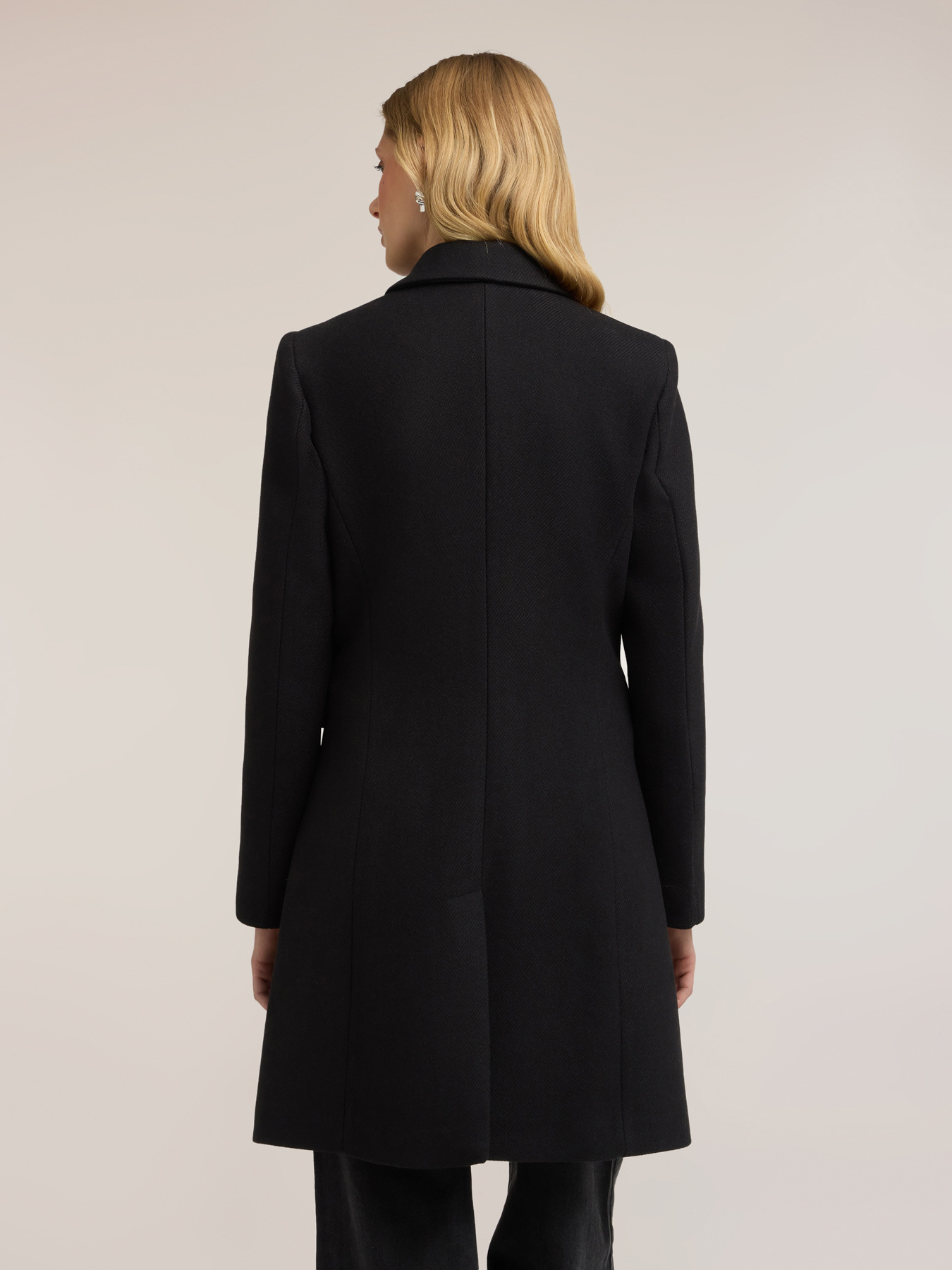 Long single-breasted coat image number 1
