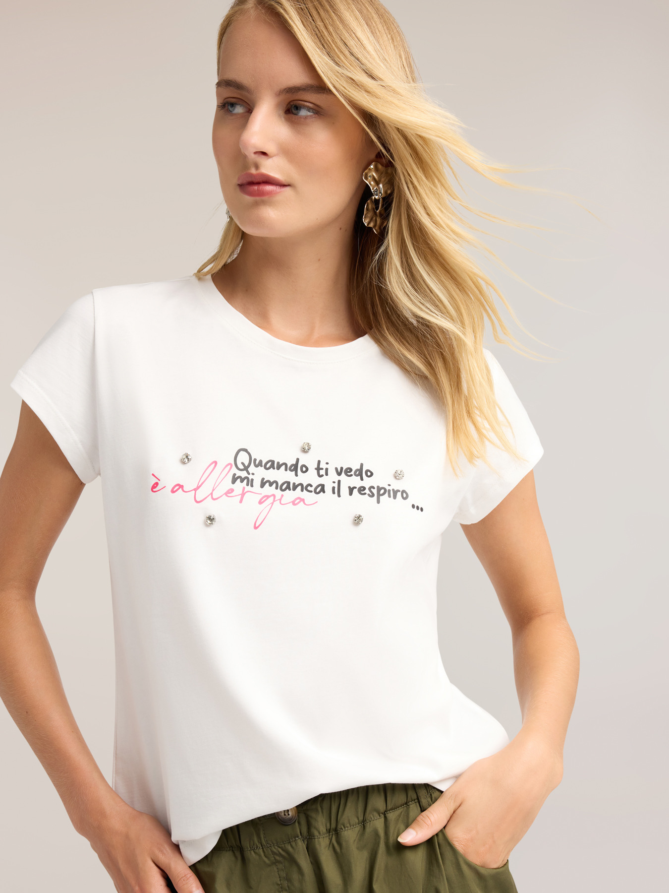 T-shirt with lettering and stone embroidery image number 3