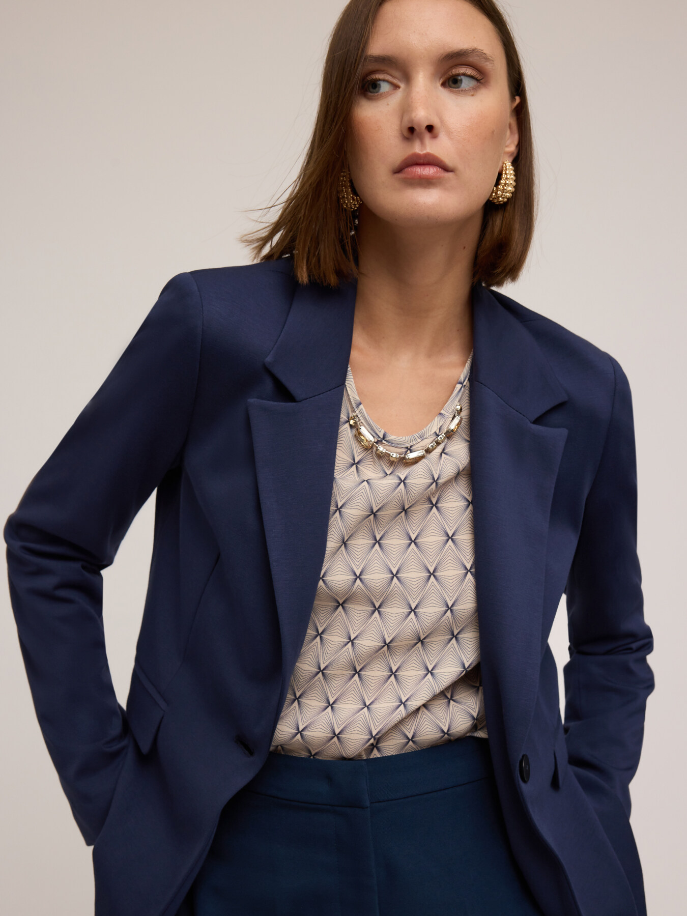 Einreihiger Blazer aus Milano-Strick image number 3