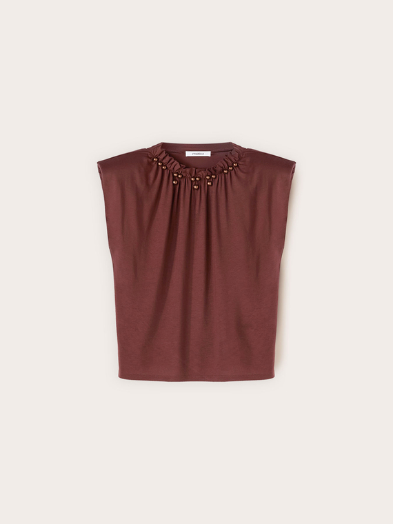 T-shirt avec fronces et applications sur l'encolure