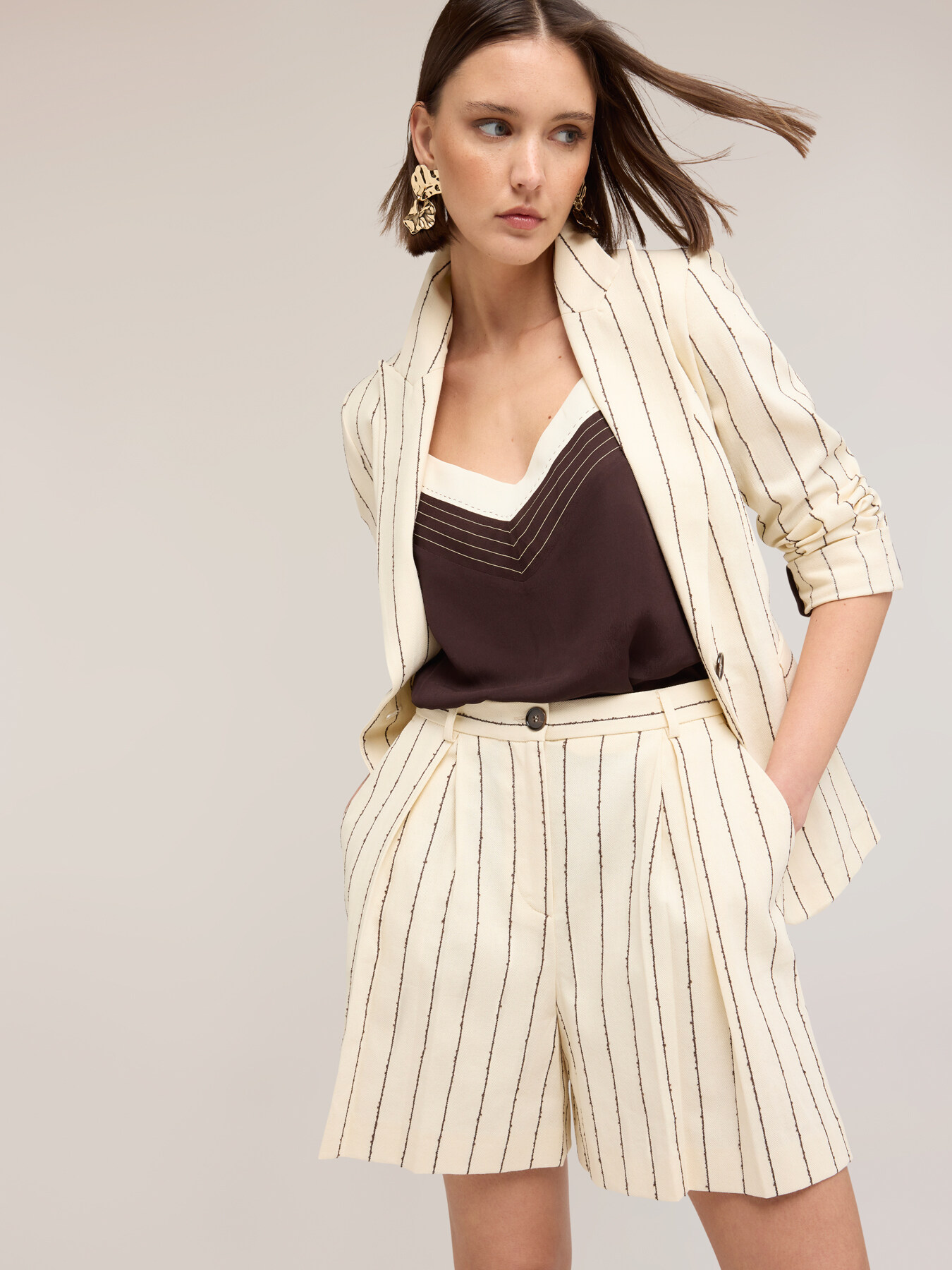 Pinstripe shorts The Tailoring Lab image number 4