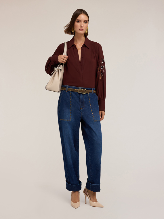 Shirt with inlaid sleeves