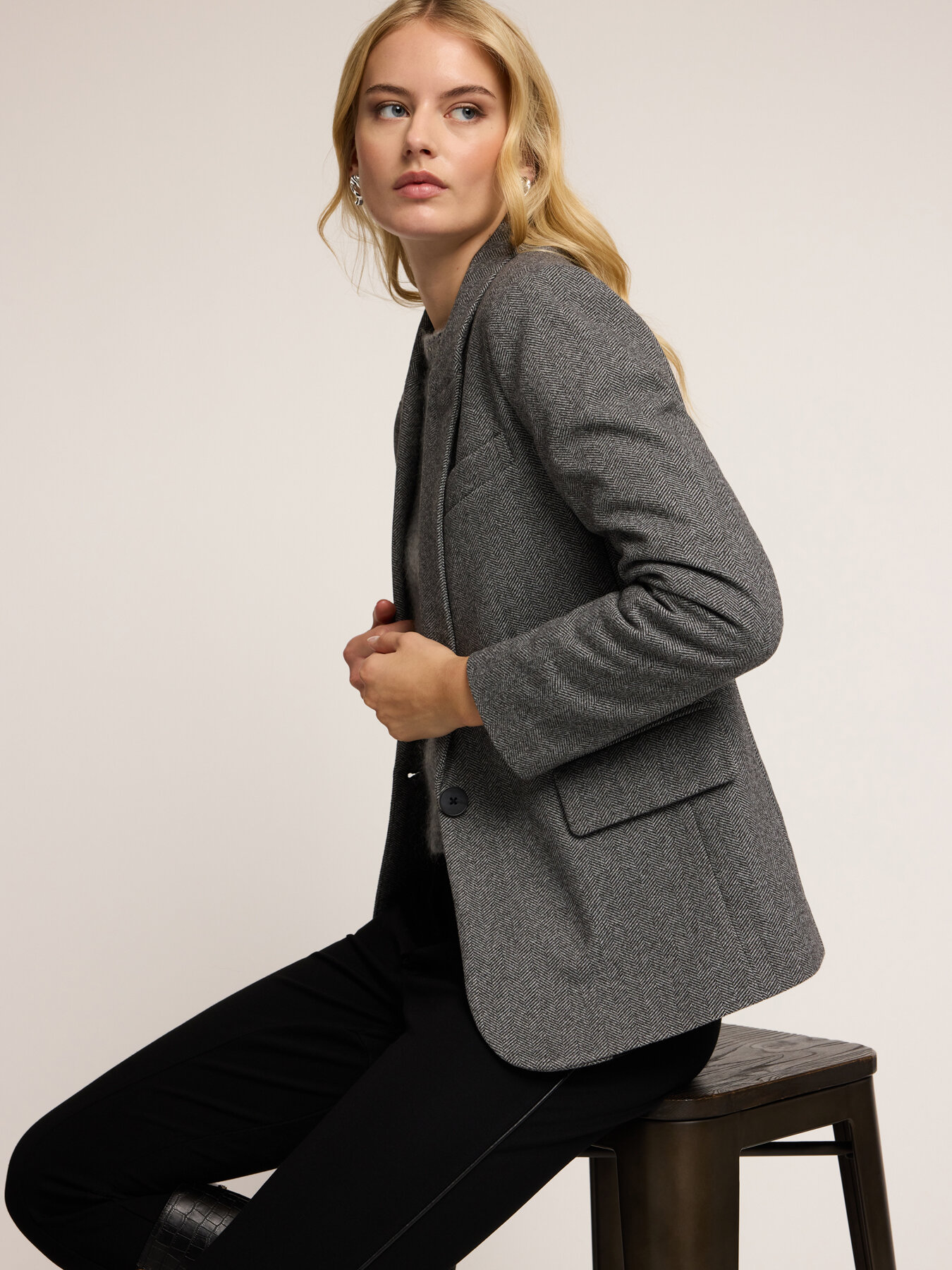 Blazer estructurado teñido en hilo image number 2