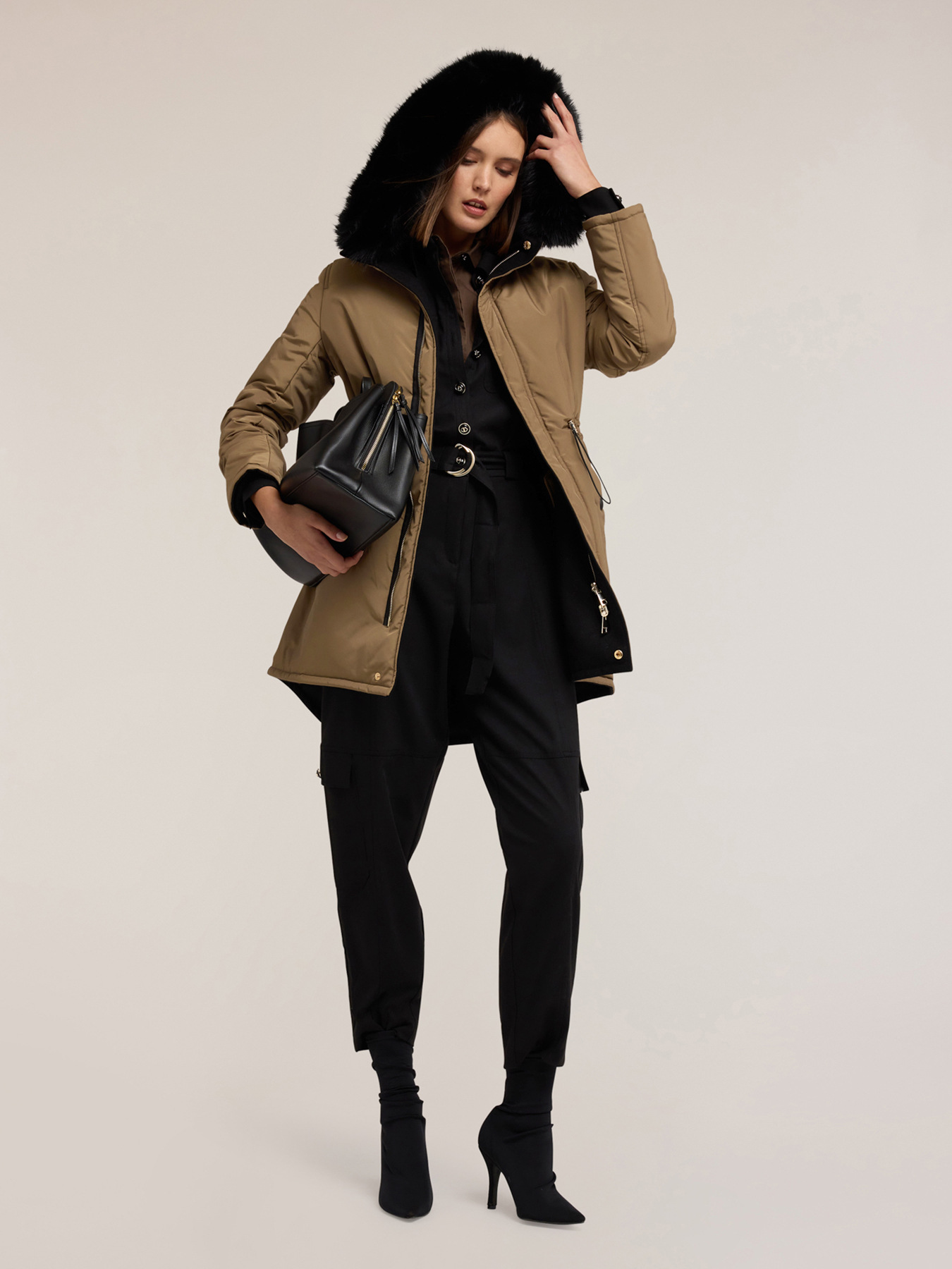 Reversible hooded zip-up down jacket image number 0