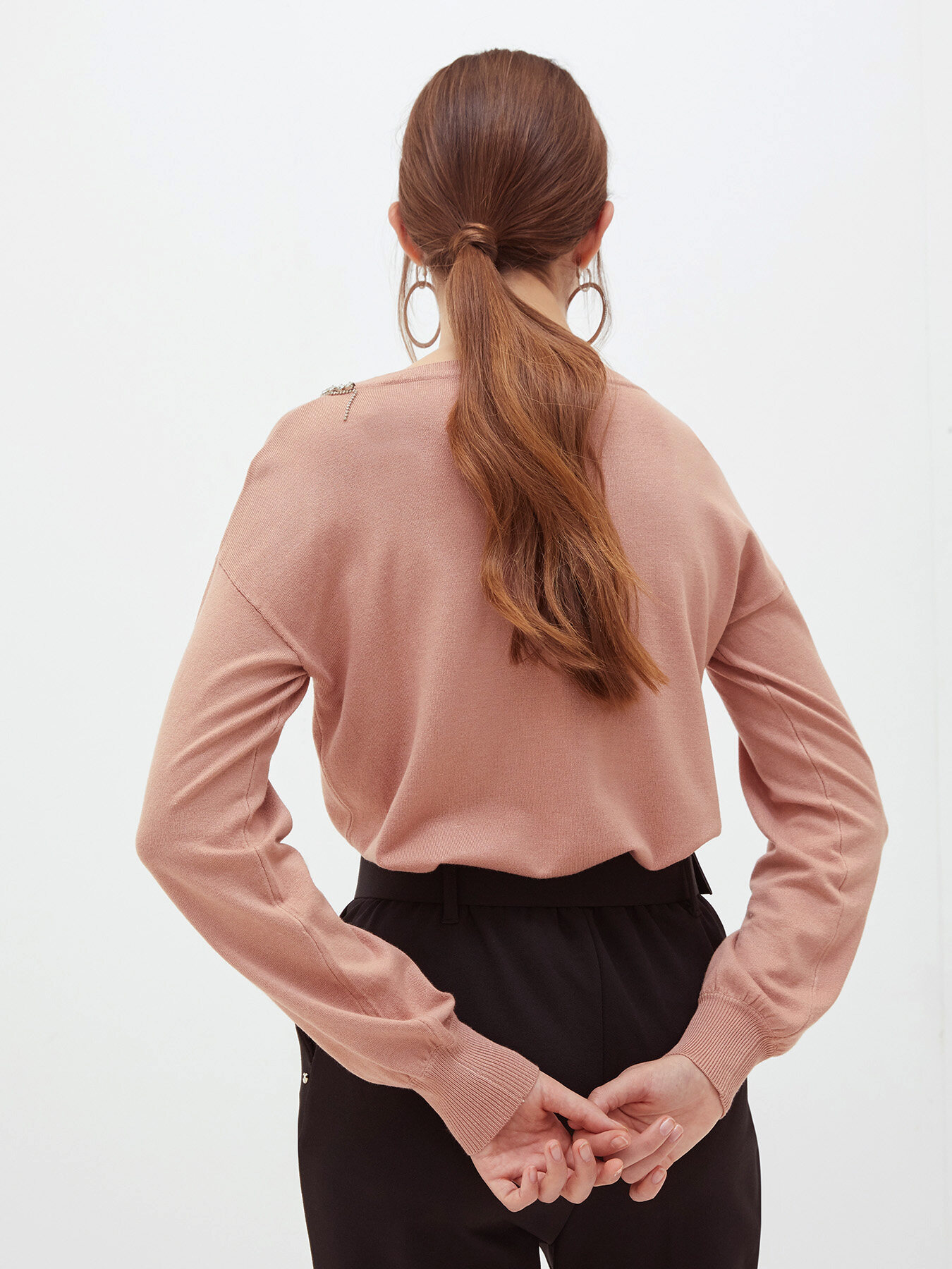 Sweater with rhinestone and gemstone chain image number 1