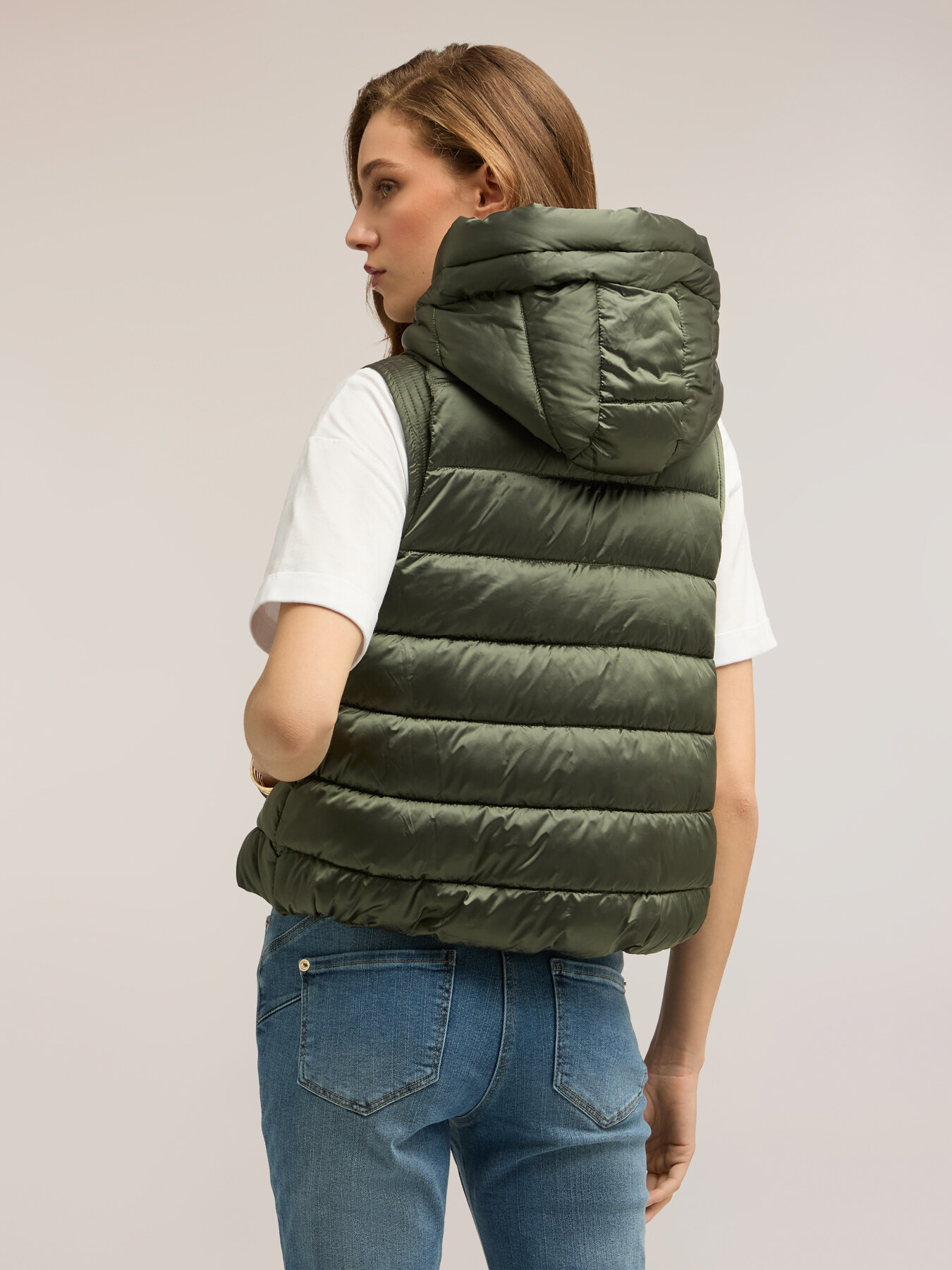 Padded nylon gilet image number 1