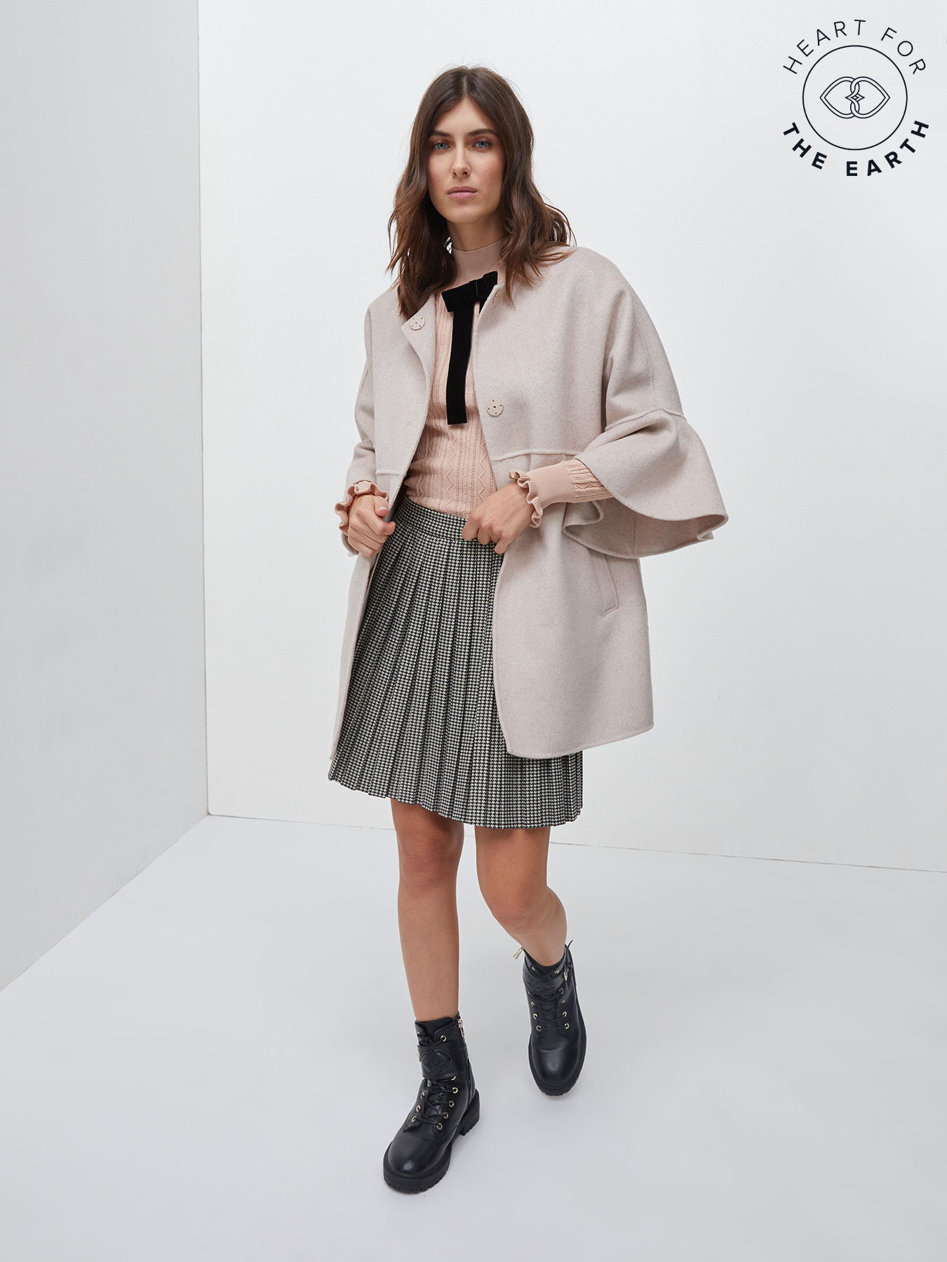 Cape aus dubliertem Tuch image number 1