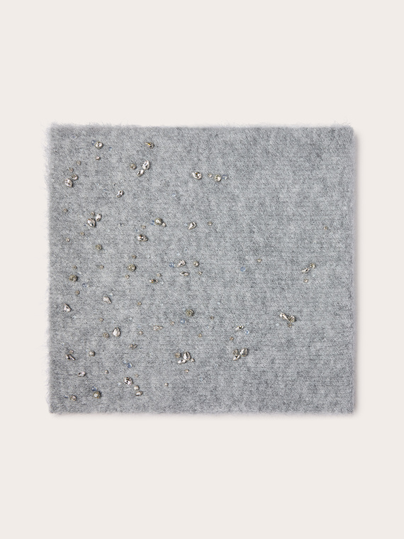 Wool-blend scarf with appliqu&eacute;s