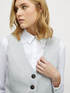 Short waistcoat with three buttons image number 3