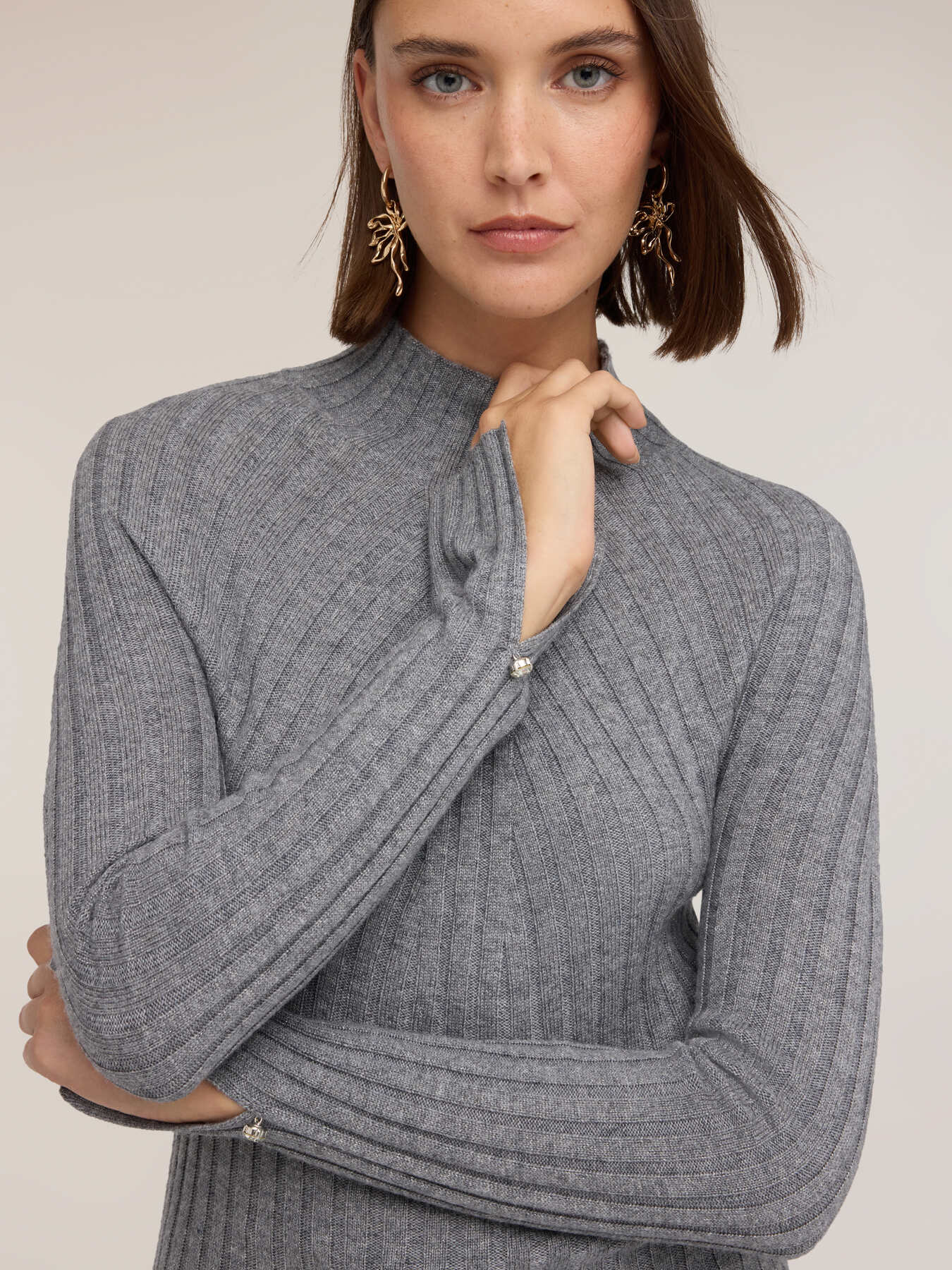 Gerippter Rollkragenpullover aus Wollmischung image number 2
