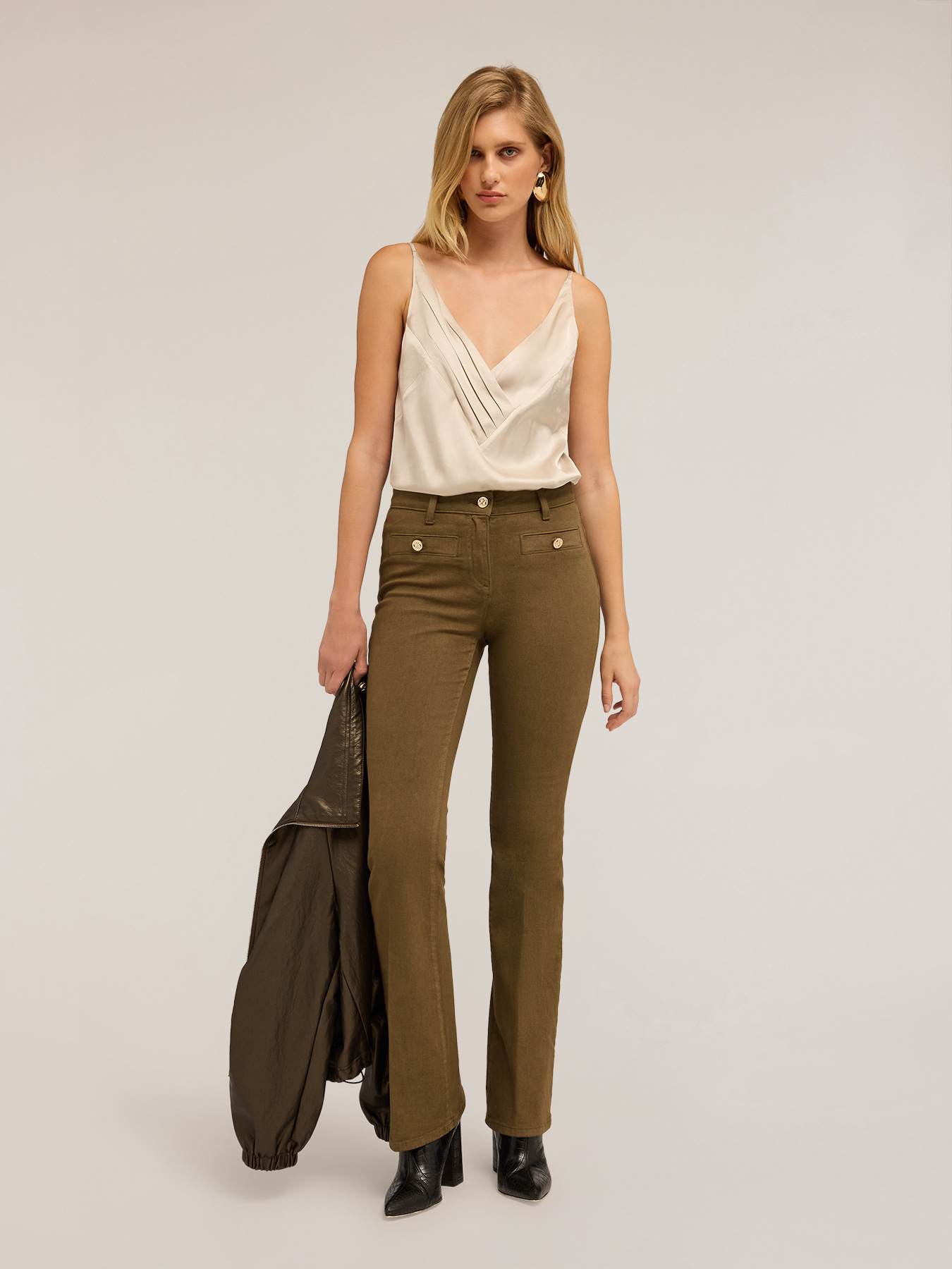 Haut avec bord drap&eacute; image number 3