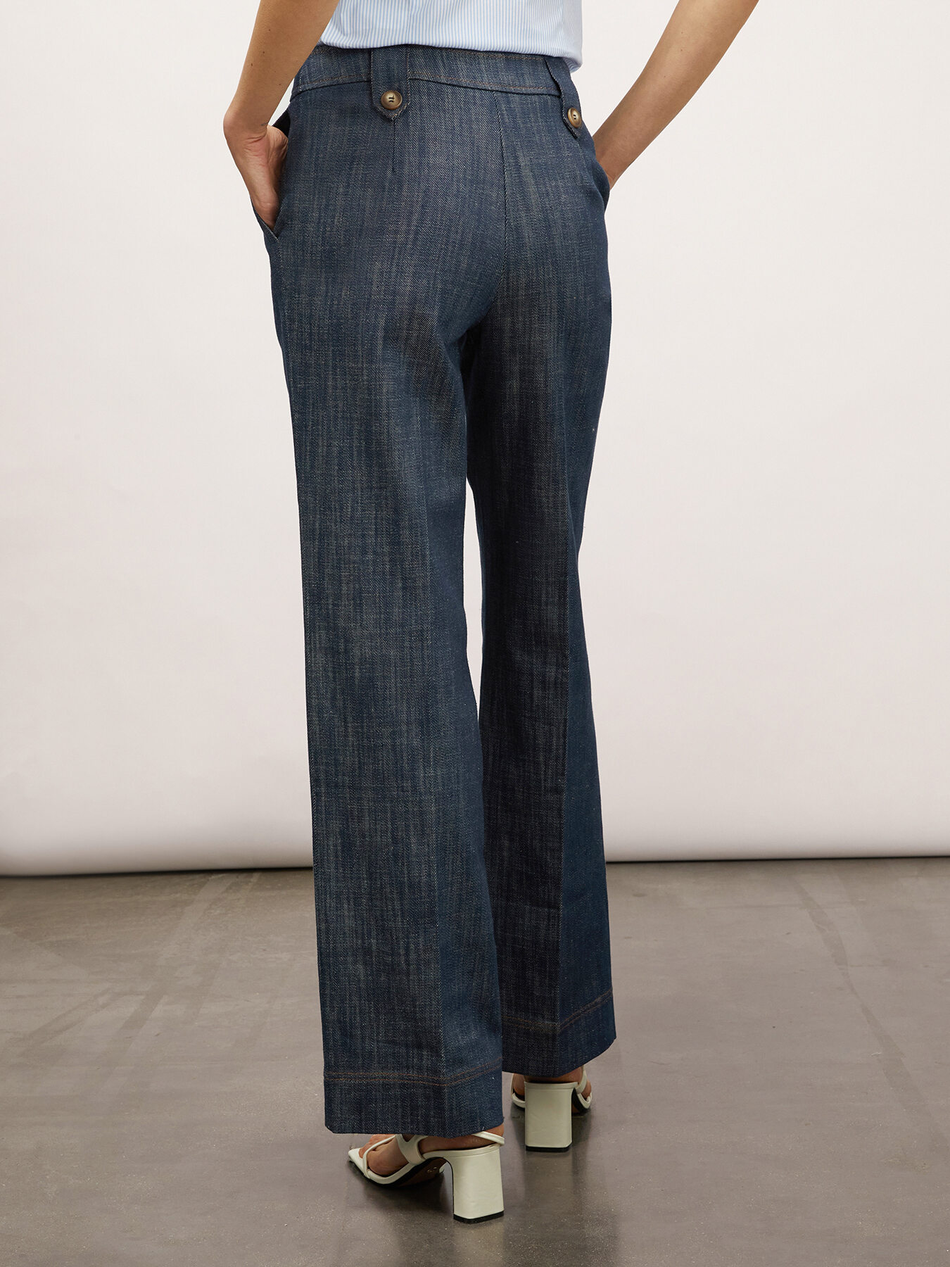 Jeans mit weitem Bein in geflammter Optik image number 1