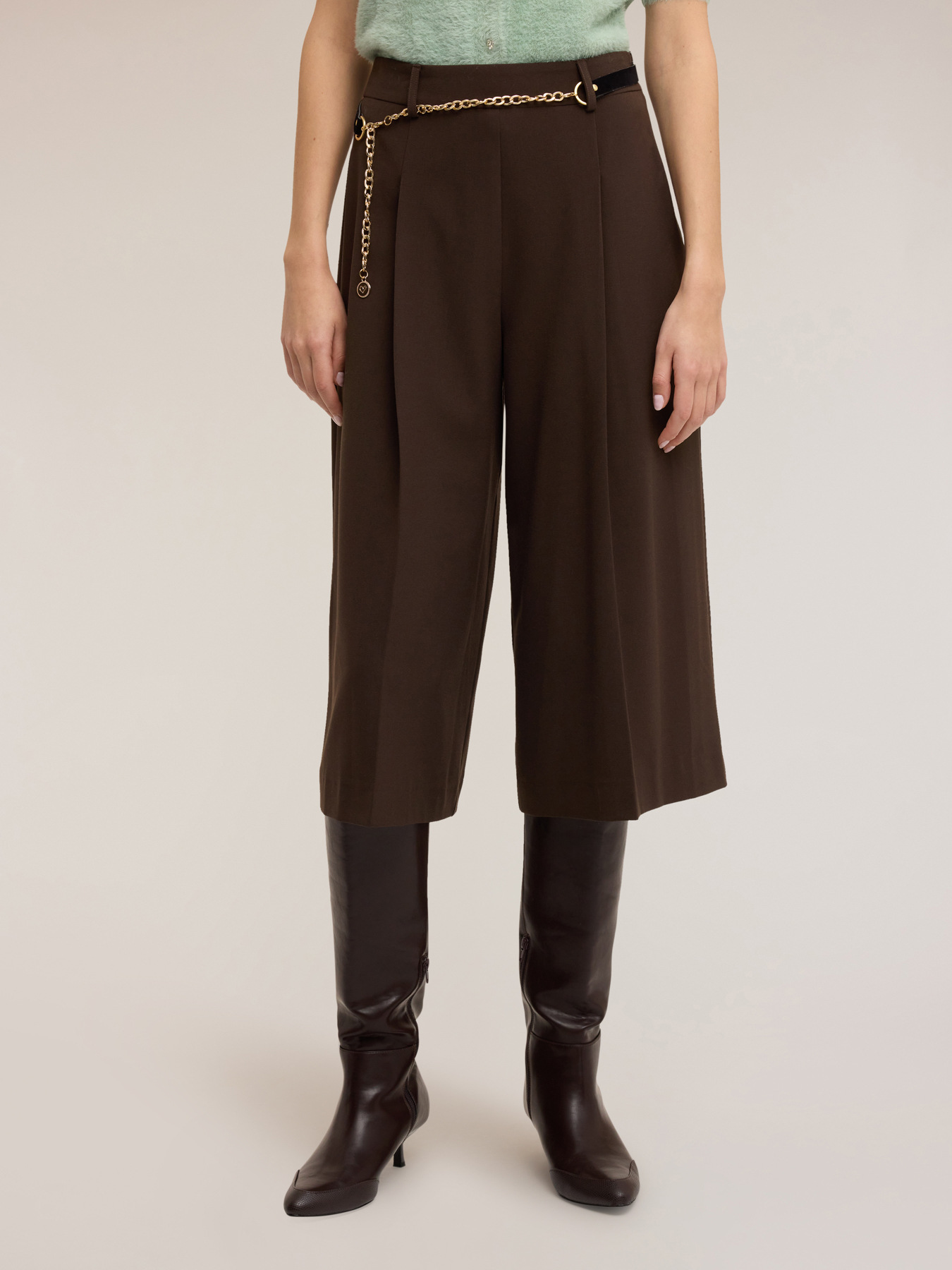 Verk&uuml;rzte Flanellhose mit Kette image number 2