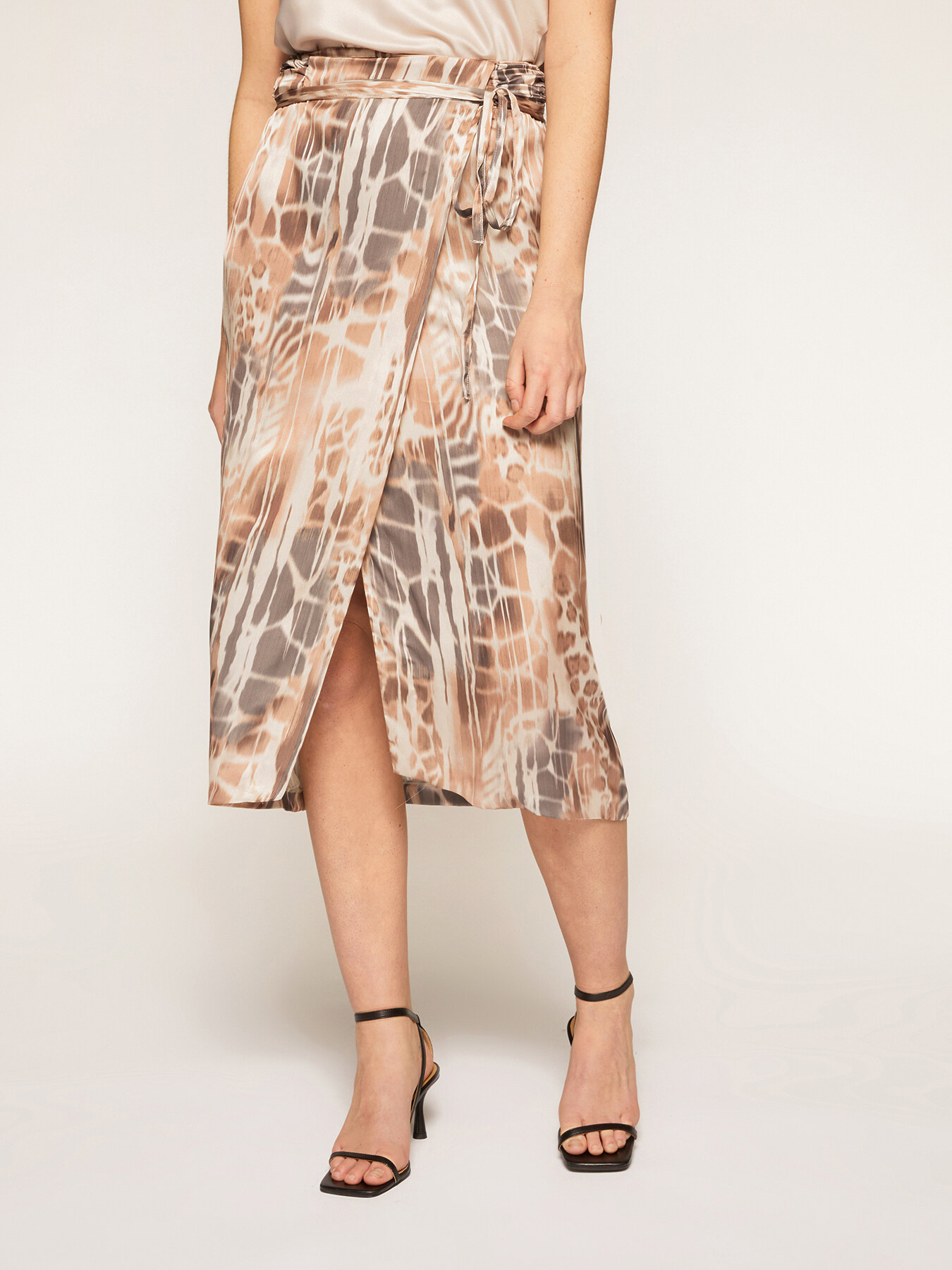Animal-print patterned satin wraparound skirt image number 0