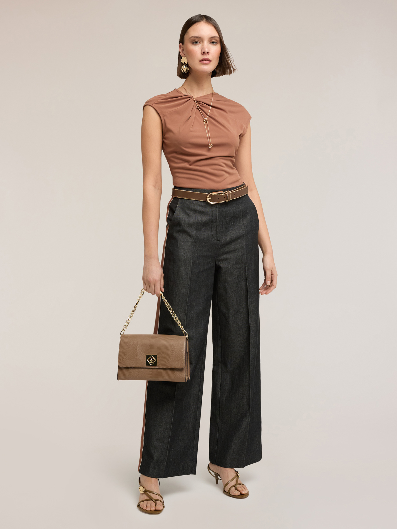 Jersey-Top mit Knoten image number 3