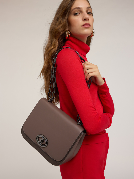 Sac &agrave; bandouli&egrave;re en tissu enduit