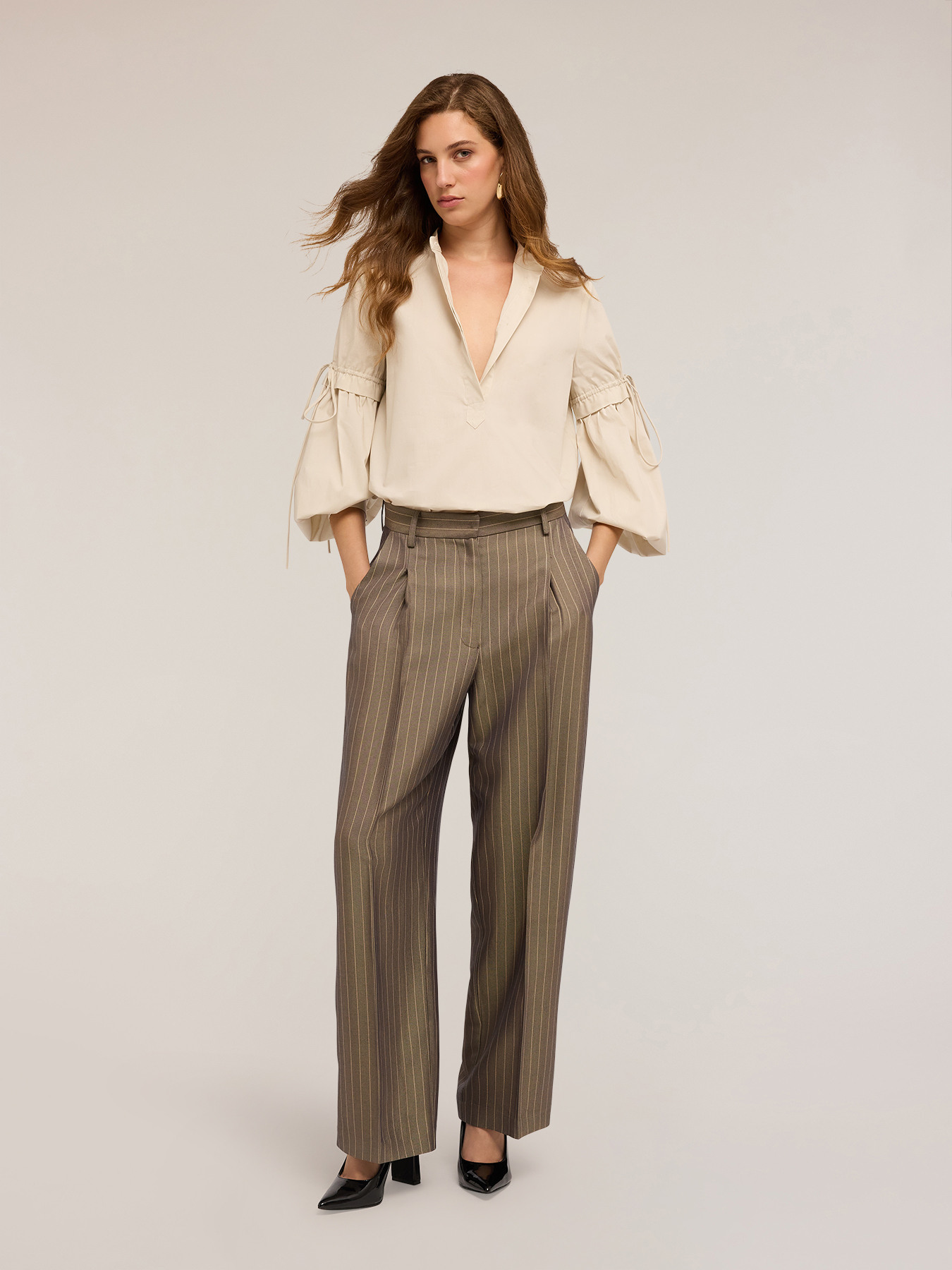 Blusa over con maniche arricciate image number 3
