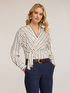 Blusa a rayas con detalle de nudo image number 2