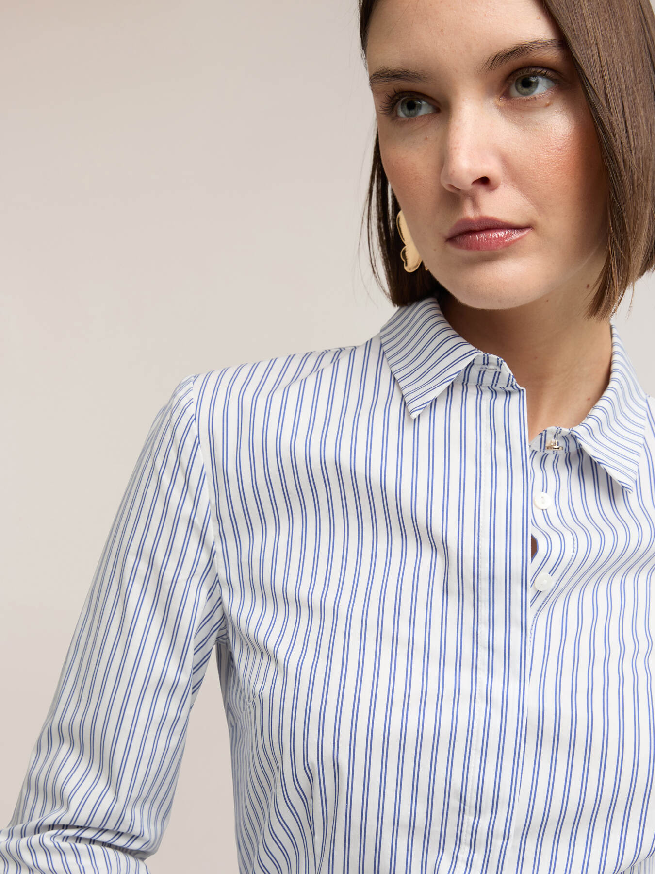 Chemise en popeline ray&eacute;e image number 3