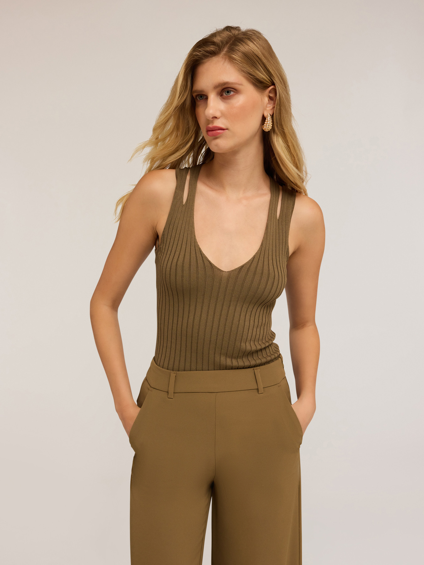 Knit top with cut-out image number 3