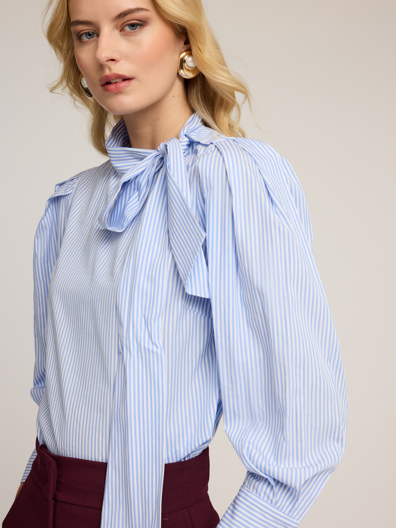 Cotton poplin blouse with bow