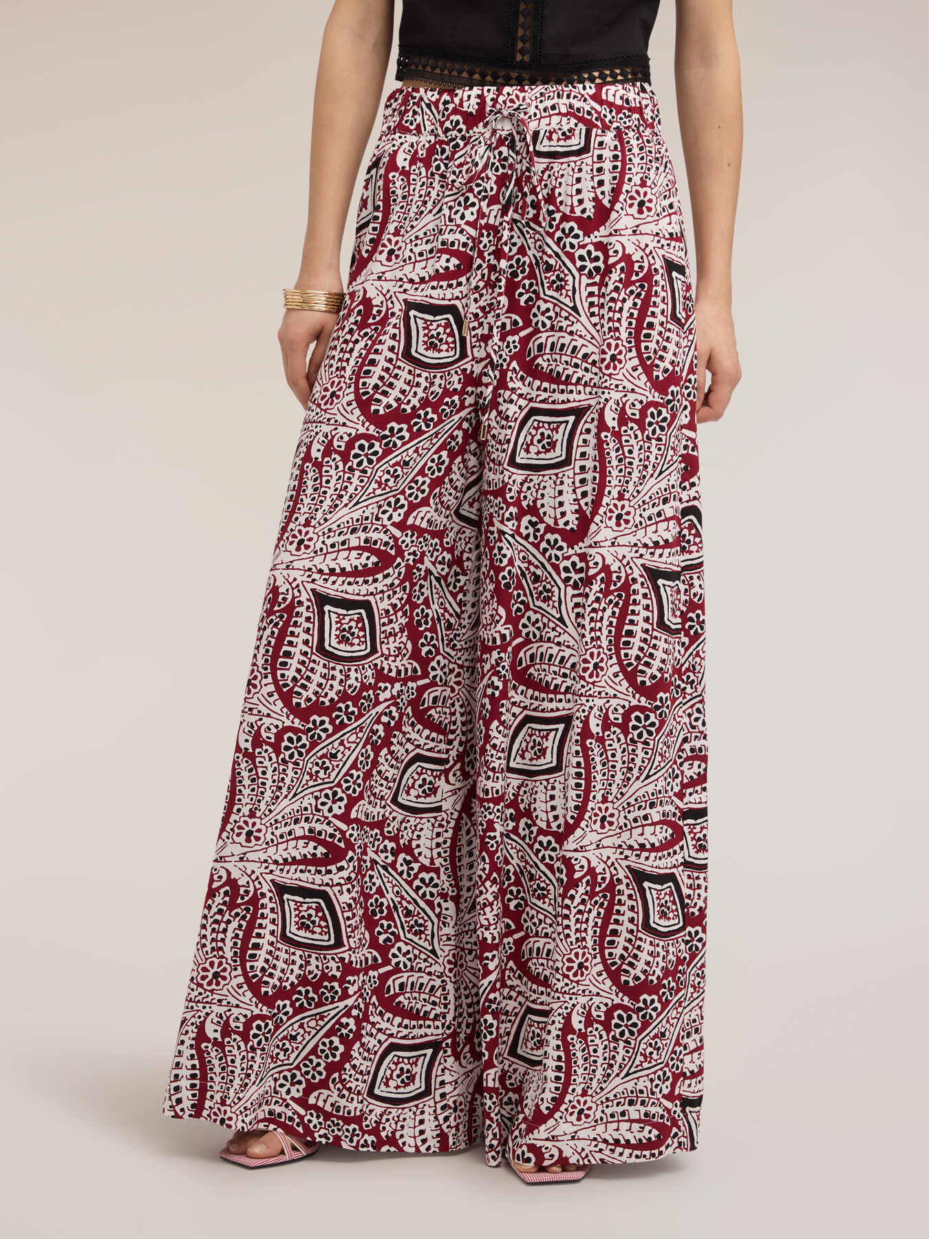 Palazzo pants with print image number 2