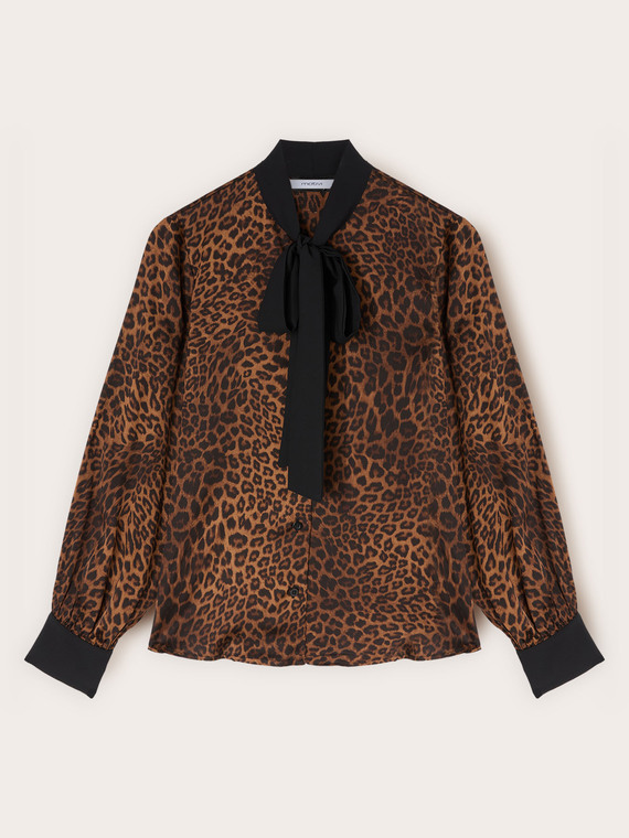 Hemd aus Satin mit Animalier-Muster