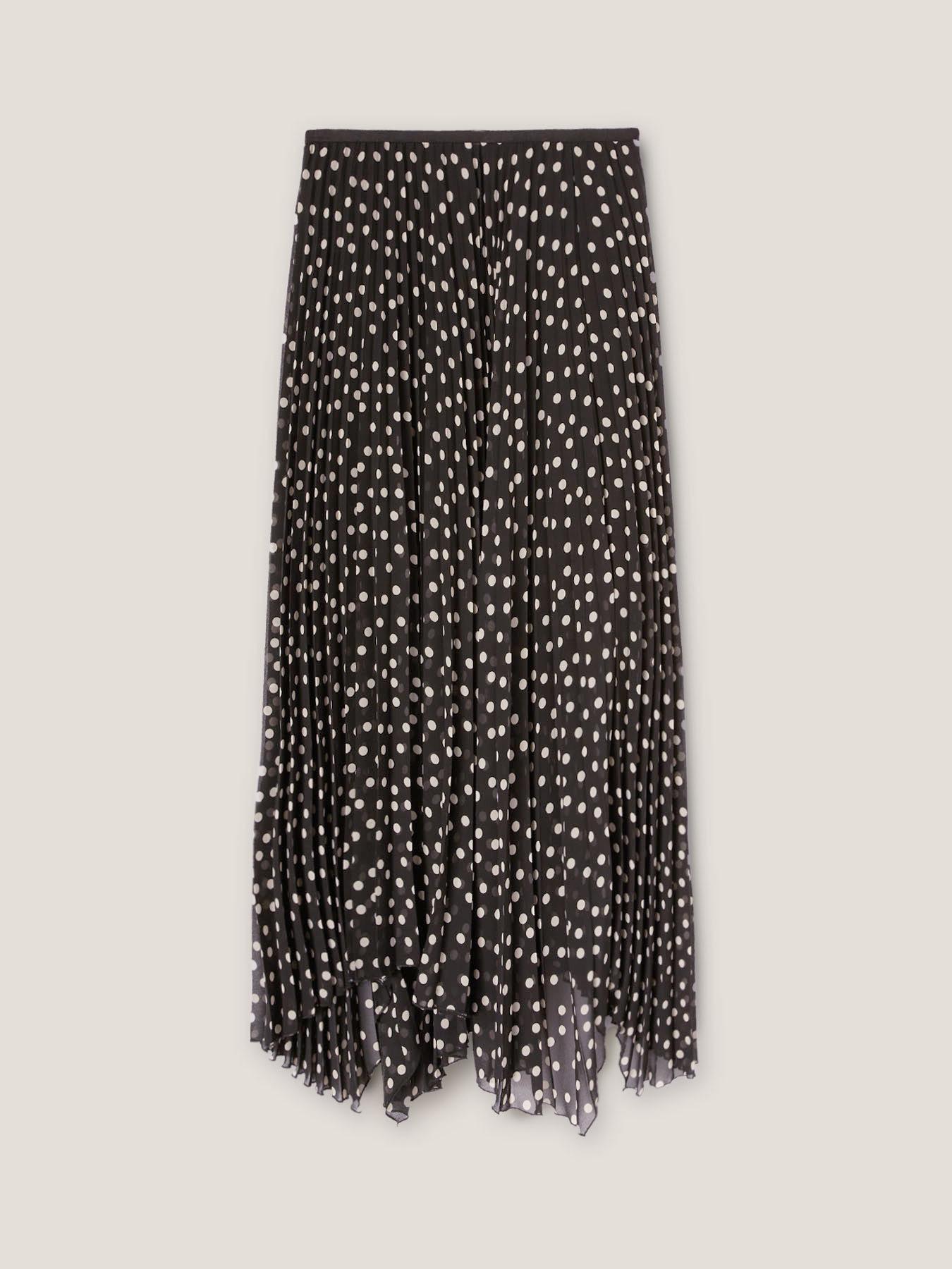 Pleated skirt with polka dot pattern image number 4