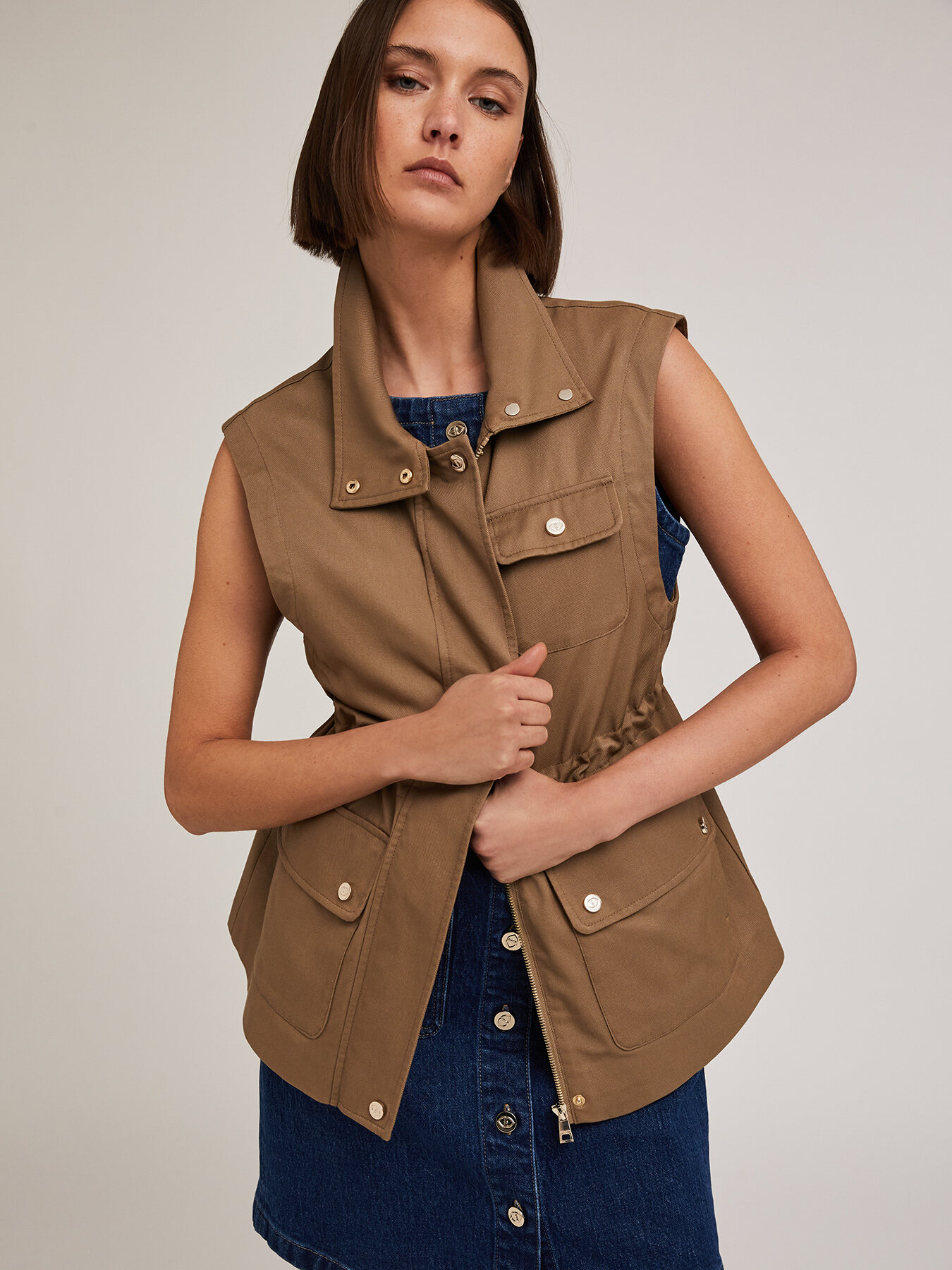 Parka misto lyocell con maniche staccabili image number 4