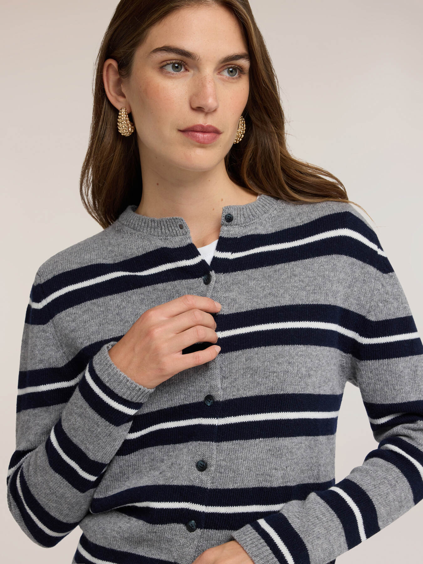 Gestreifter Cardigan aus Woll-Mix-Strickware image number 3
