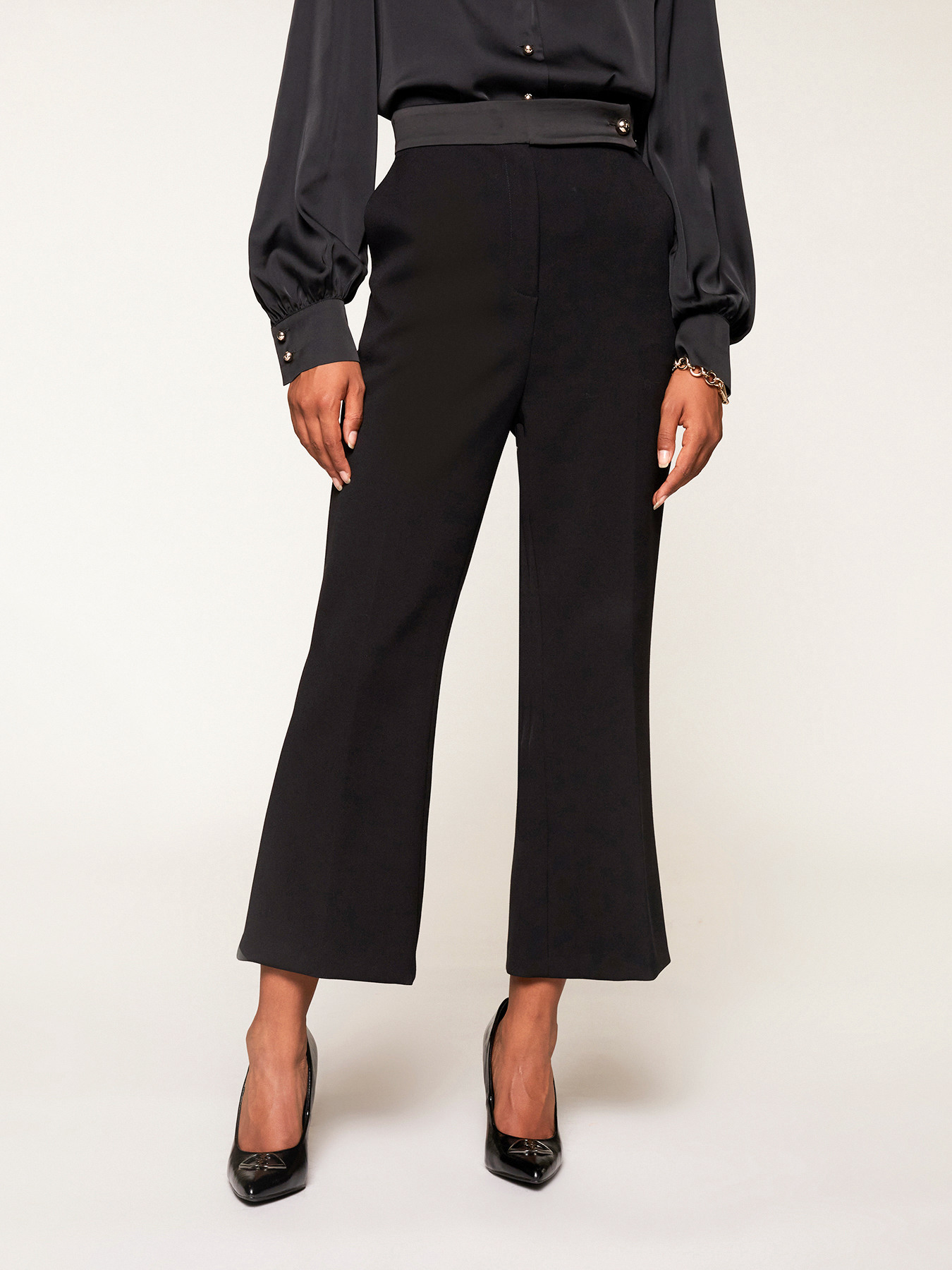 Pantaloni eleganti in tessuto cr&ecirc;pe image number 2