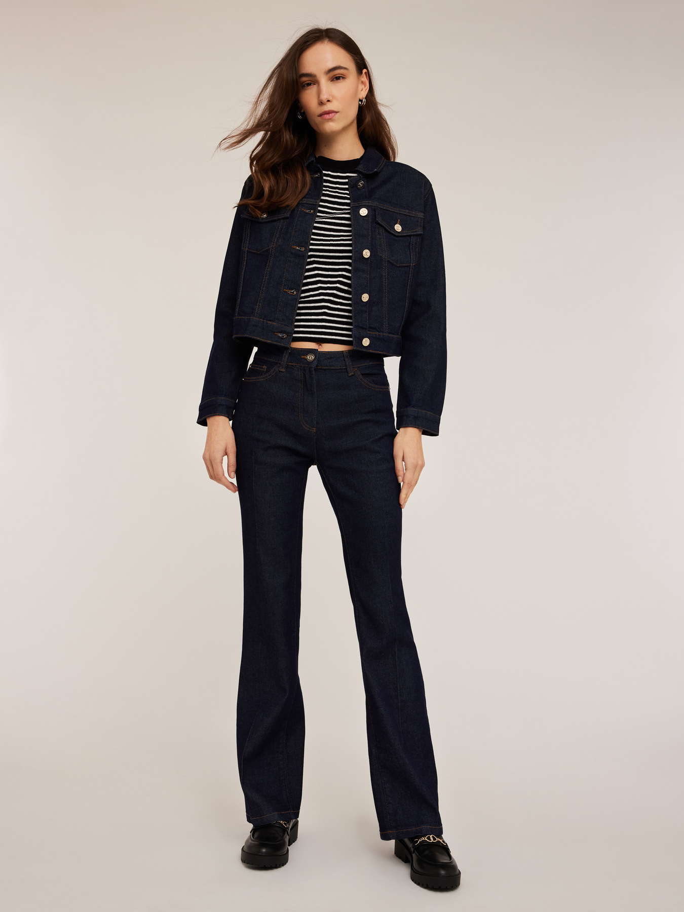 Denim jacket image number 3