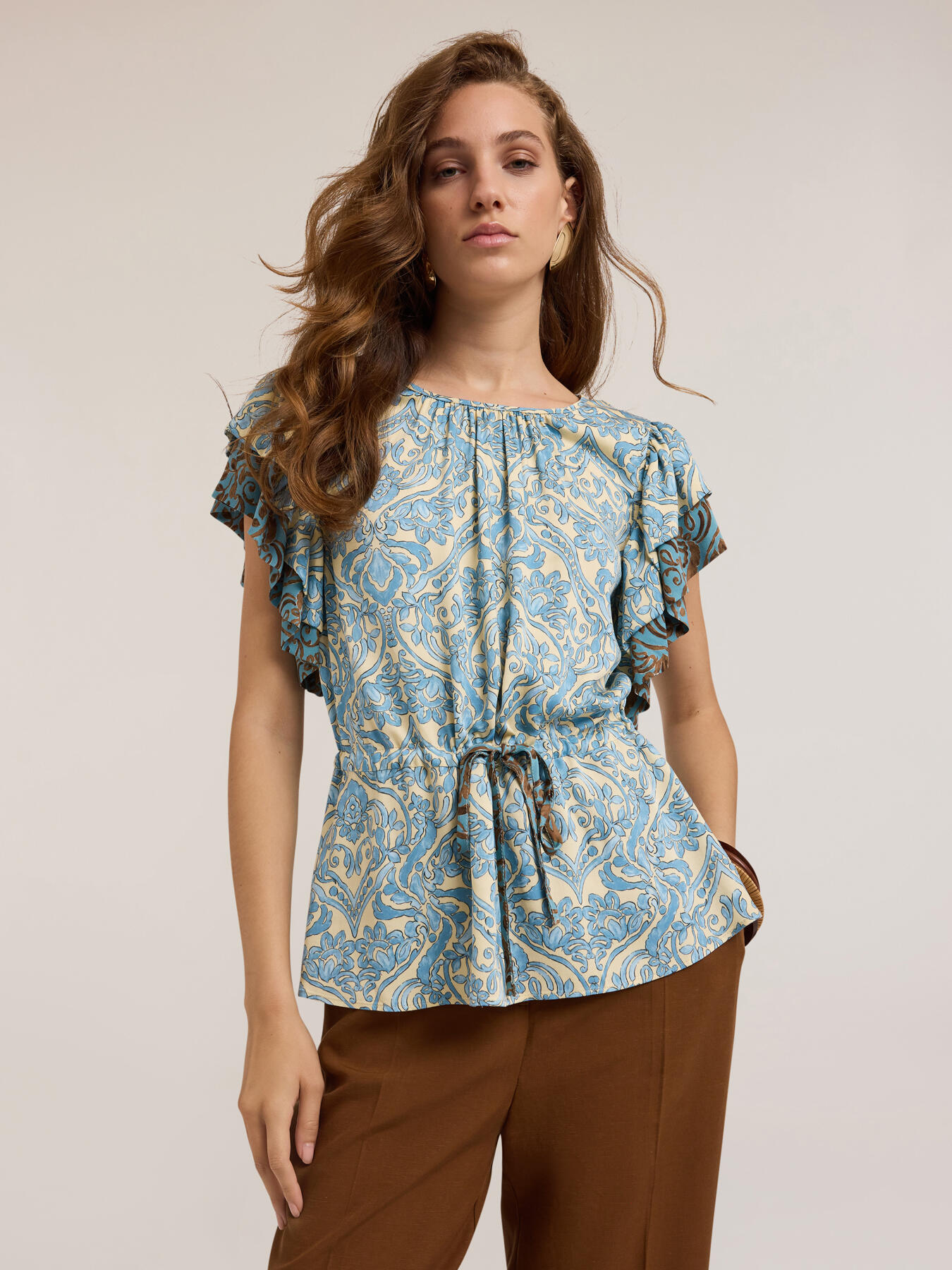 Blusa volant fantasia etnica image number 2