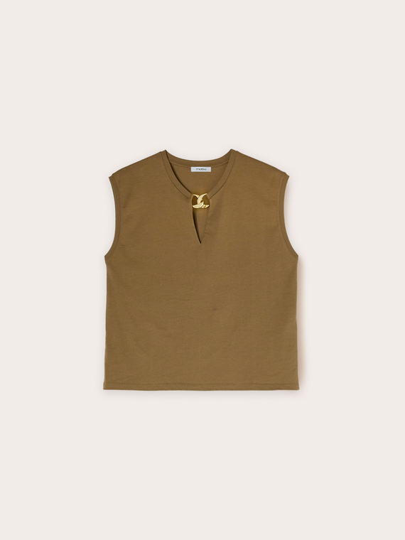 T-shirt with metal detail