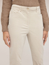 Schmal geschnittene Cordhose image number 3